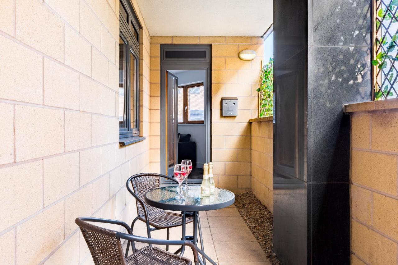 Washington 2 Bedroom Apartment By The Cube & Mailbox & Private Terrace Birmingam Exterior foto